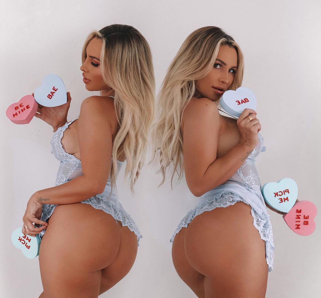 Rosanna Arkle Sexy & Topless (22 Photos + Video) | TheFappening