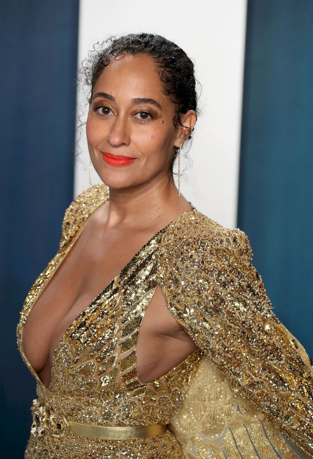 Tracee Ellis Ross Flaunts Her Deep Cleavage at the 2020 Vanity Fair Oscar Party (11 Photos)
