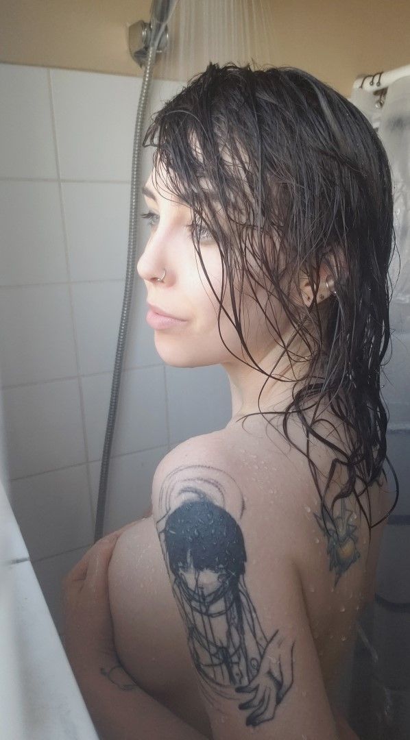 April Hylia akaWaifu Nude (40 Photos)