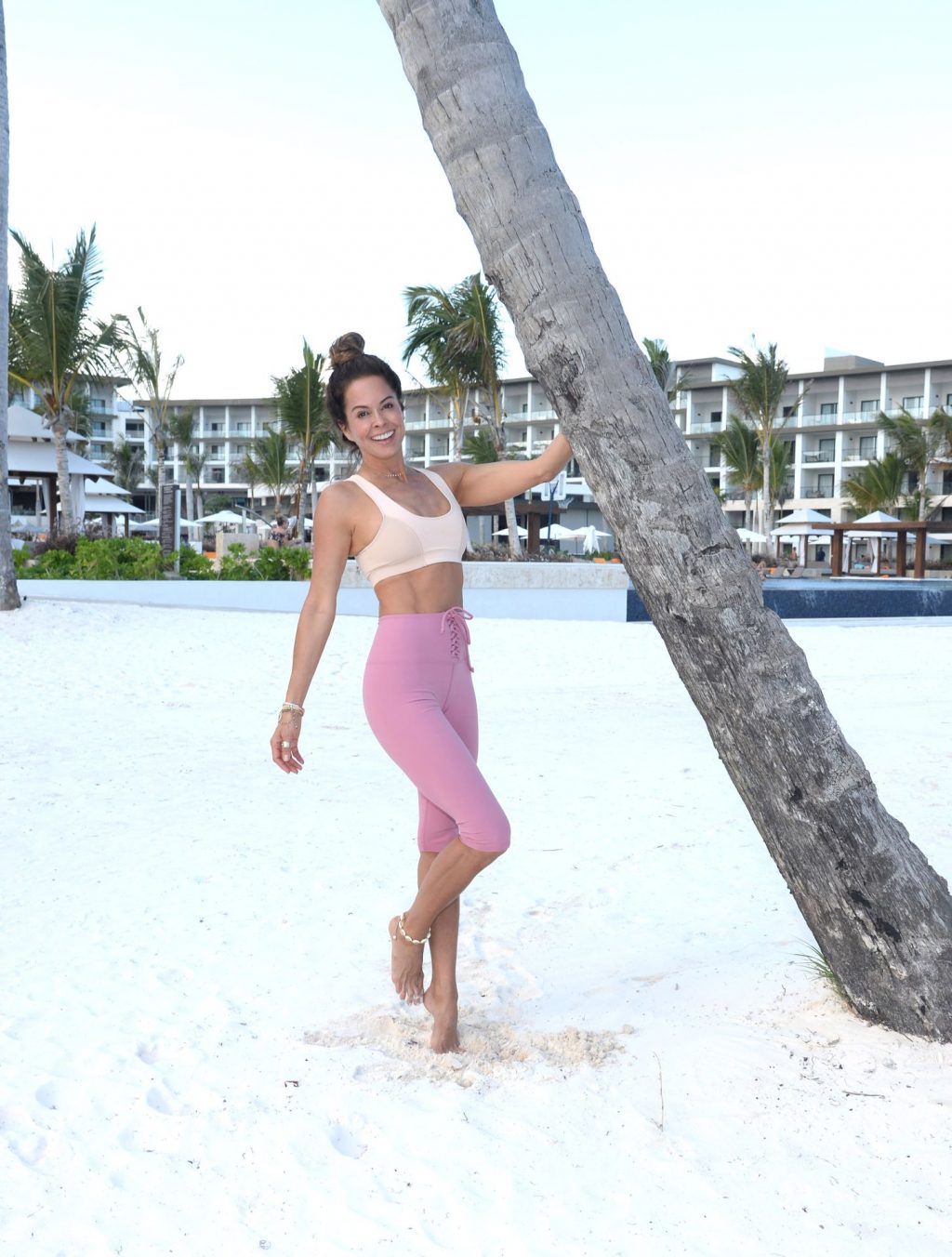 Brooke Burke Poses with her Friends in the Dominican Republic (26 Photos)