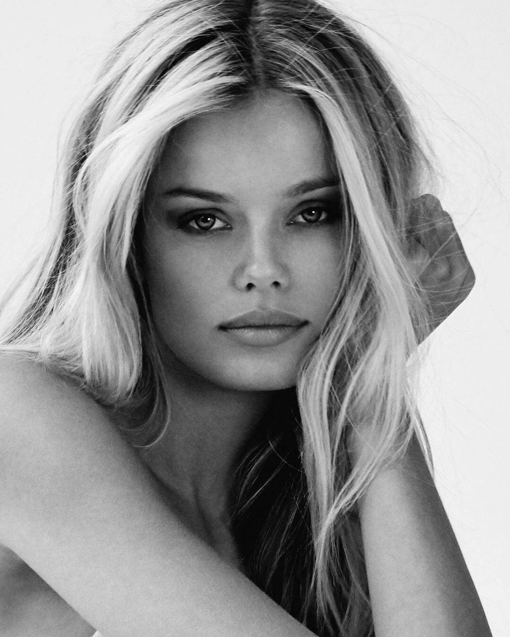 Frida Aasen Sexy – Naked Cashmere Spring 2020 Campaign (8 Photos)