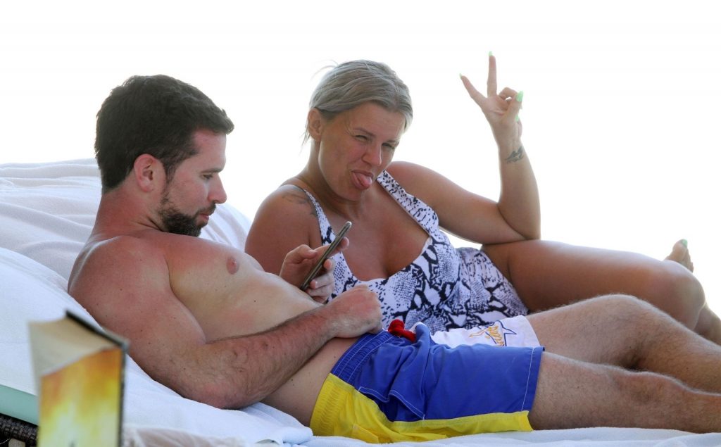 Kerry Katona &amp; Ryan Mahoney Hit the Beach on Holiday at Their Luxury 5 Star Resort Ayada Maldives (43 Photos)