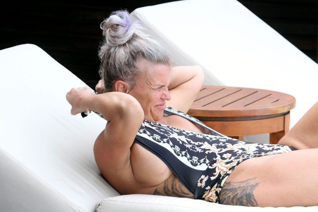 Kerry Katona Shows Her MILF Body on Holidays in the Maldives (43 Photos)