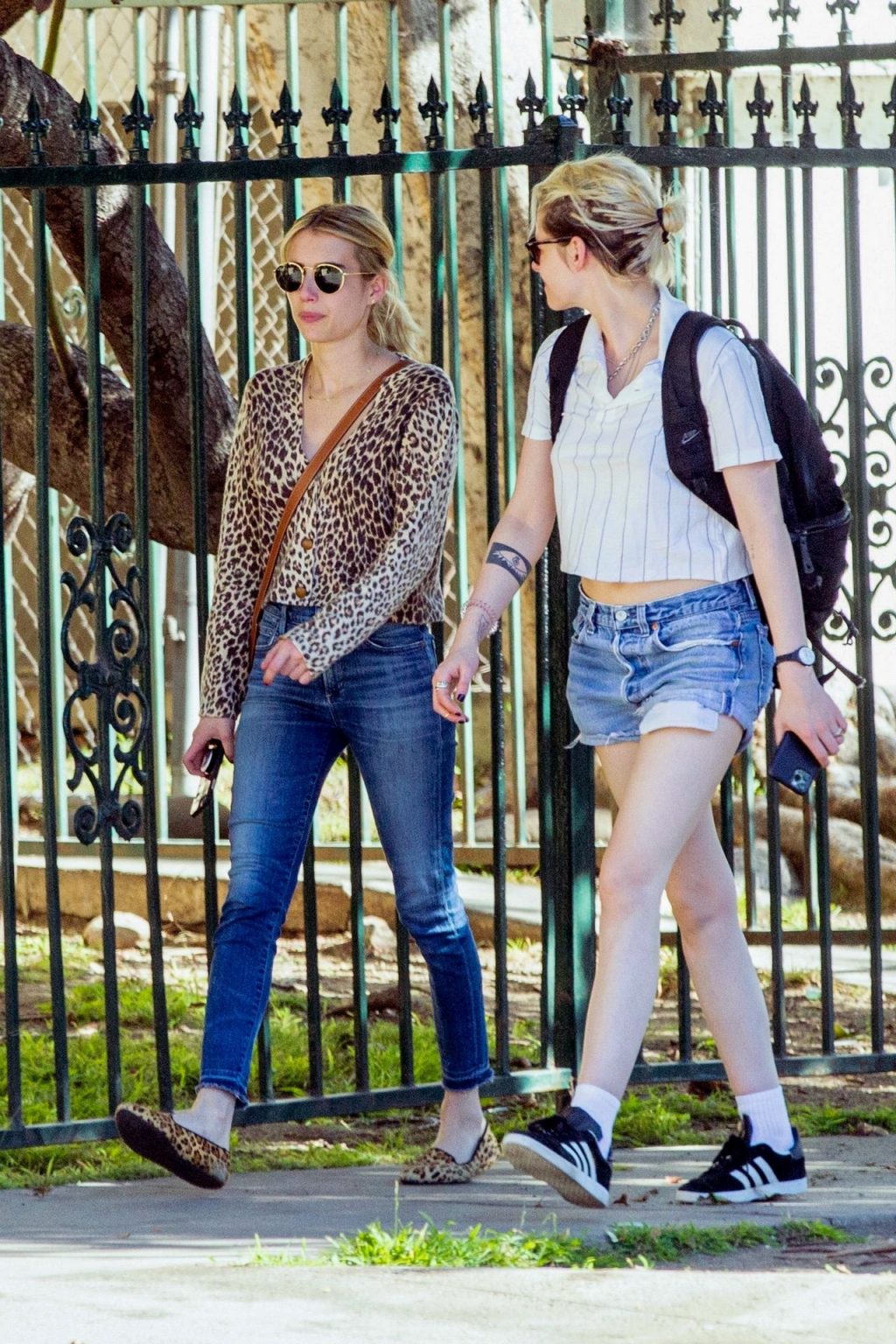 Kristen Stewart Brings Emma Roberts with Her to Check Out a New Apartment in Los Feliz (24 Photos)