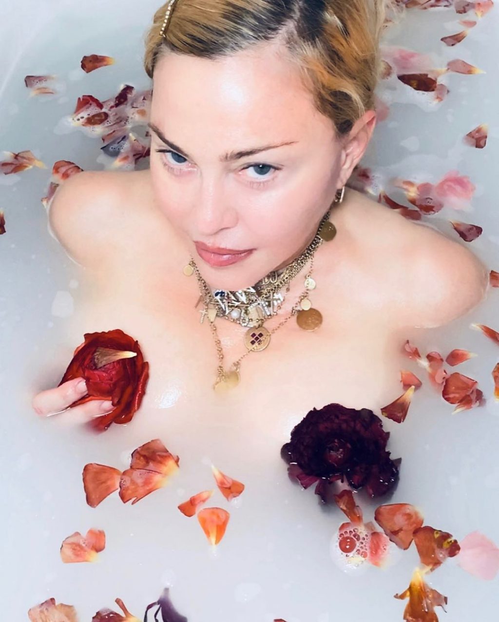 Madonna Nude (5 Pics + Video)
