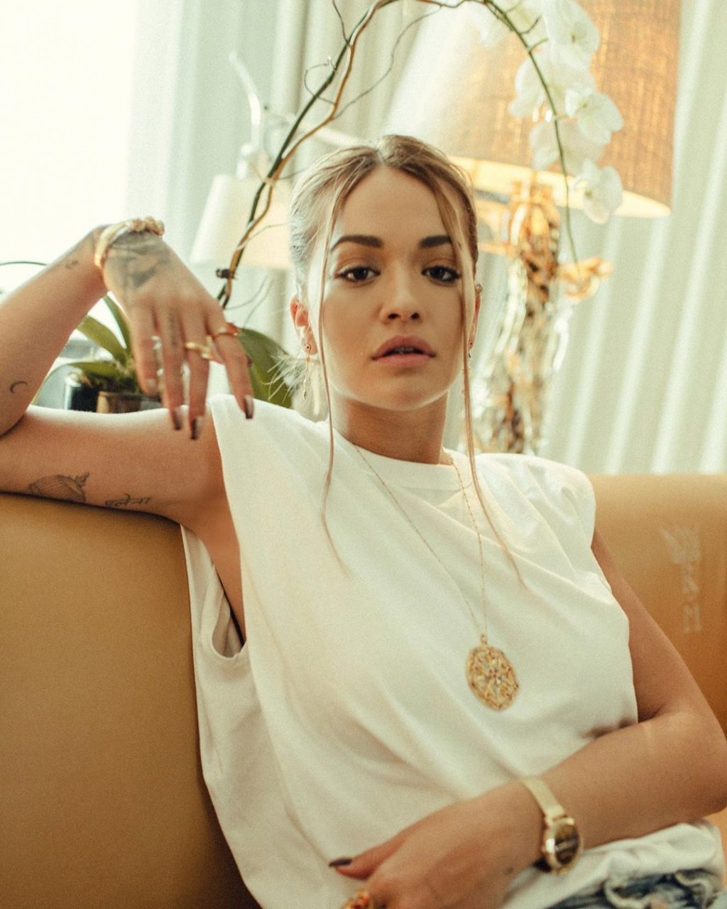 Sultry Singer Rita Ora Looks Incredible as She Goes Braless in Her Latest Video (41 Pics + Video)