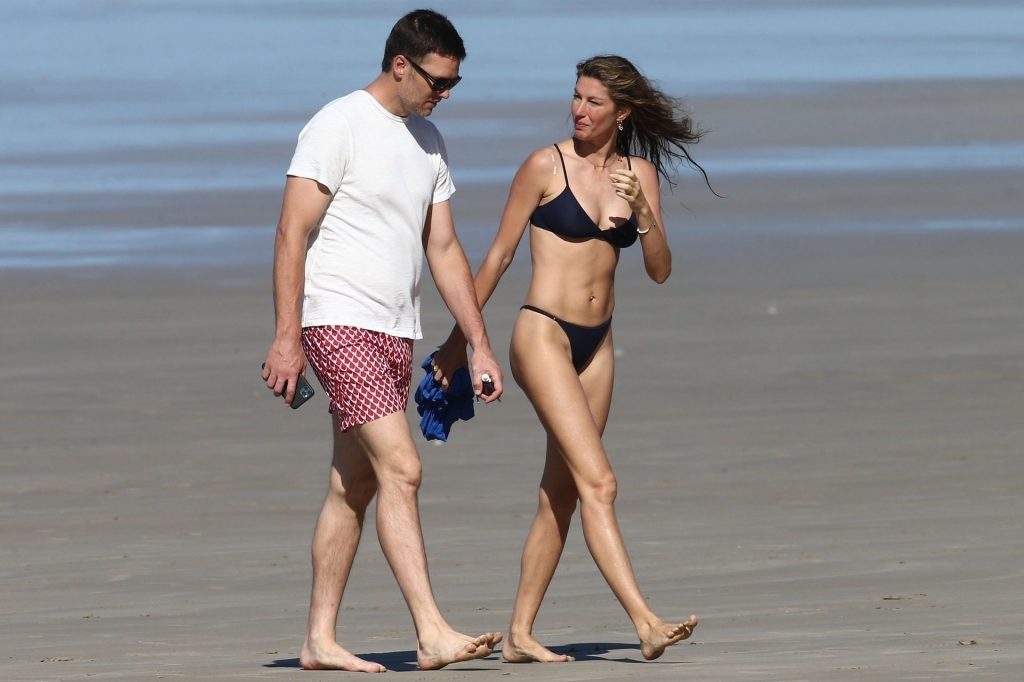 Tom Brady &amp; Gisele Bundchen Pack on the PDA at the Beach (31 Photos)