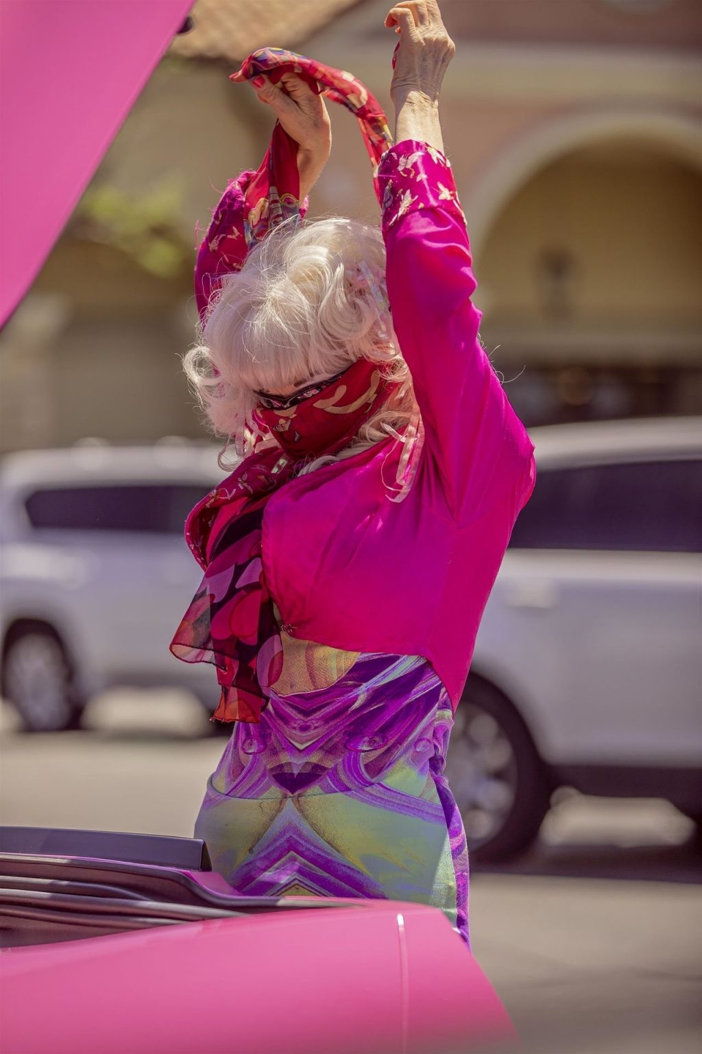 L.A. Icon Angelyne Picks Up Groceries in Calabasas (48 Photos)