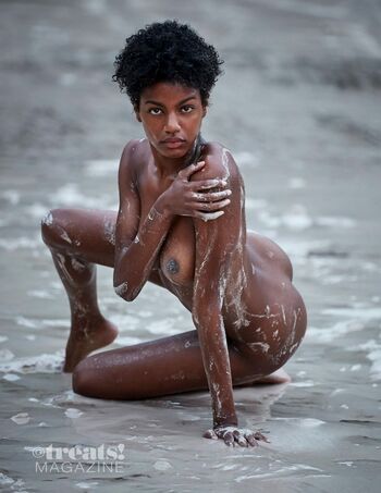 Ebonee Davis / eboneedavis Nude Leaks Photo 203