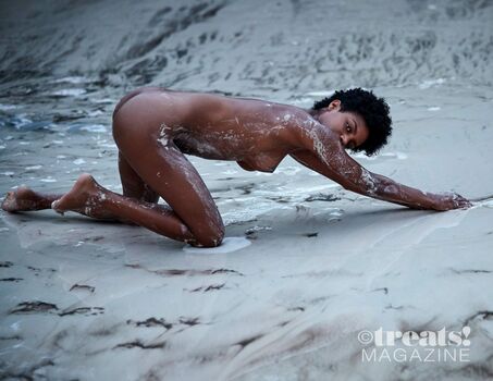 Ebonee Davis / eboneedavis Nude Leaks Photo 205