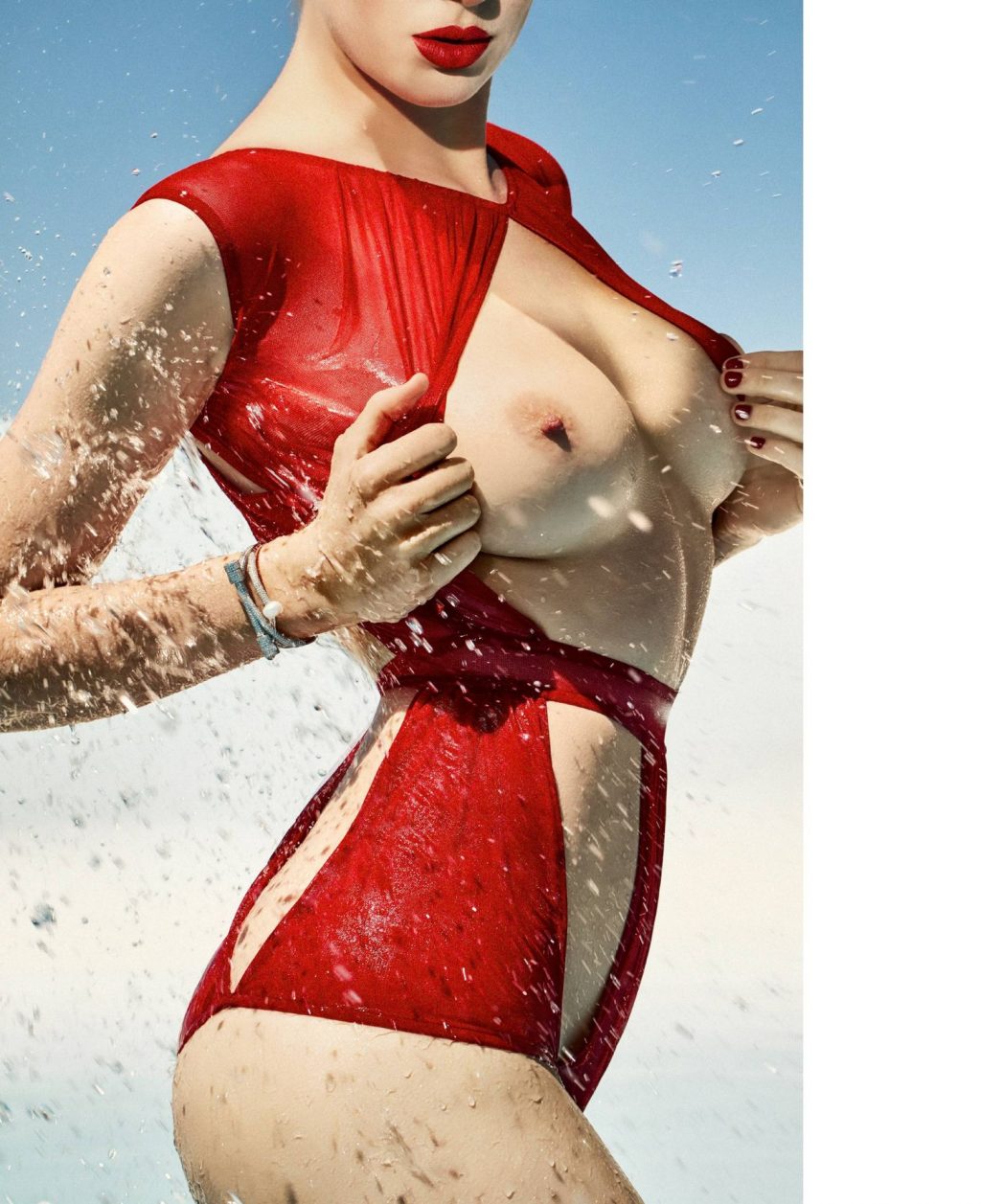 Ireland Baldwin Nude &amp; Sexy – Treats! Magazine (23 Photos)
