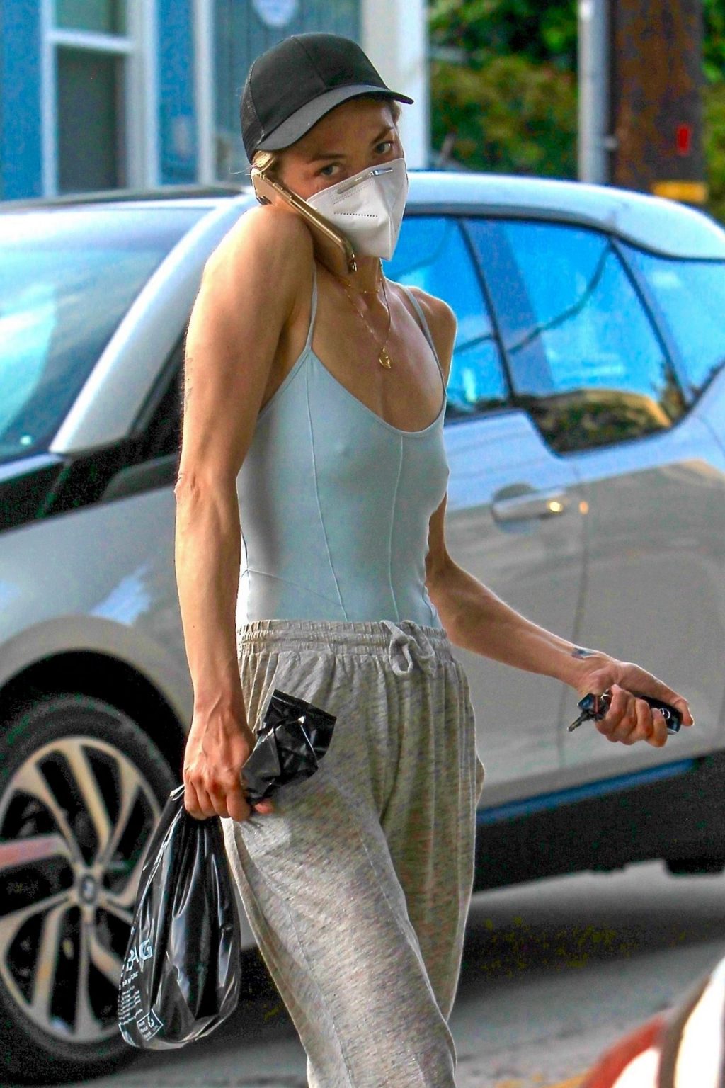 Jaime King Leaves a Liquor Store in Hollywood Wearing a Protective Mask (9 Photos)