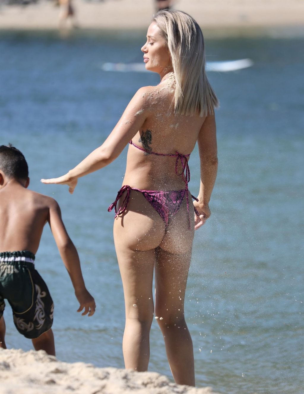 Jessika Power Shows Off Her Bikini Body (38 Photos)