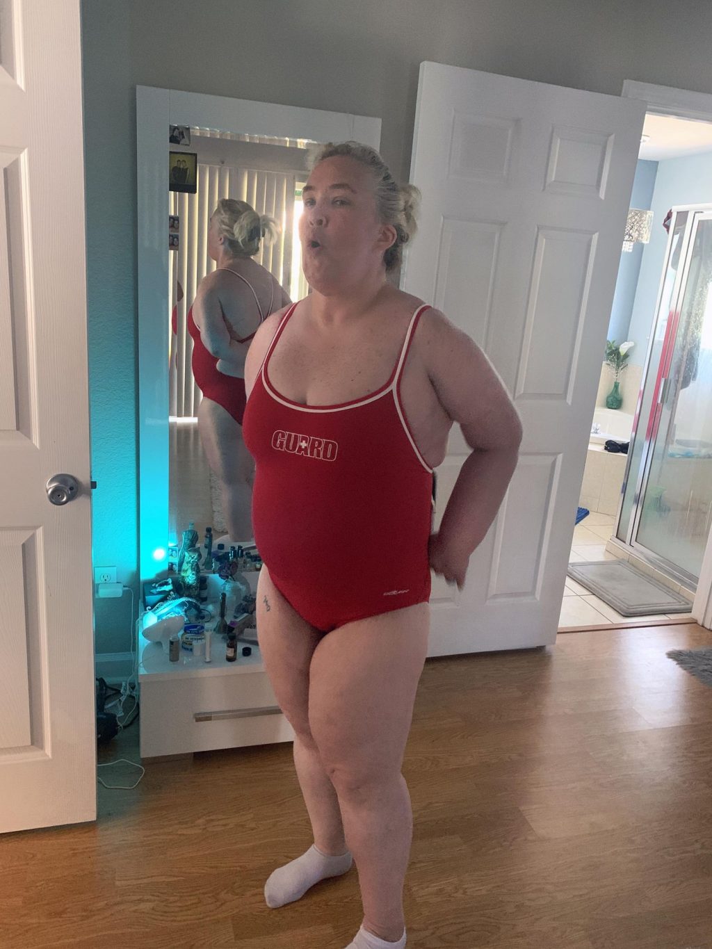 Mama June Takes Inspiration From Pamela Anderson (45 Photos)