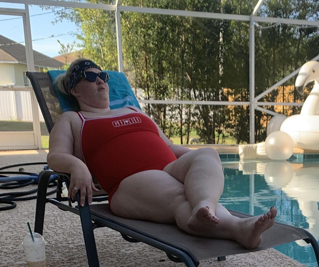 Mama June Takes Inspiration From Pamela Anderson (45 Photos)