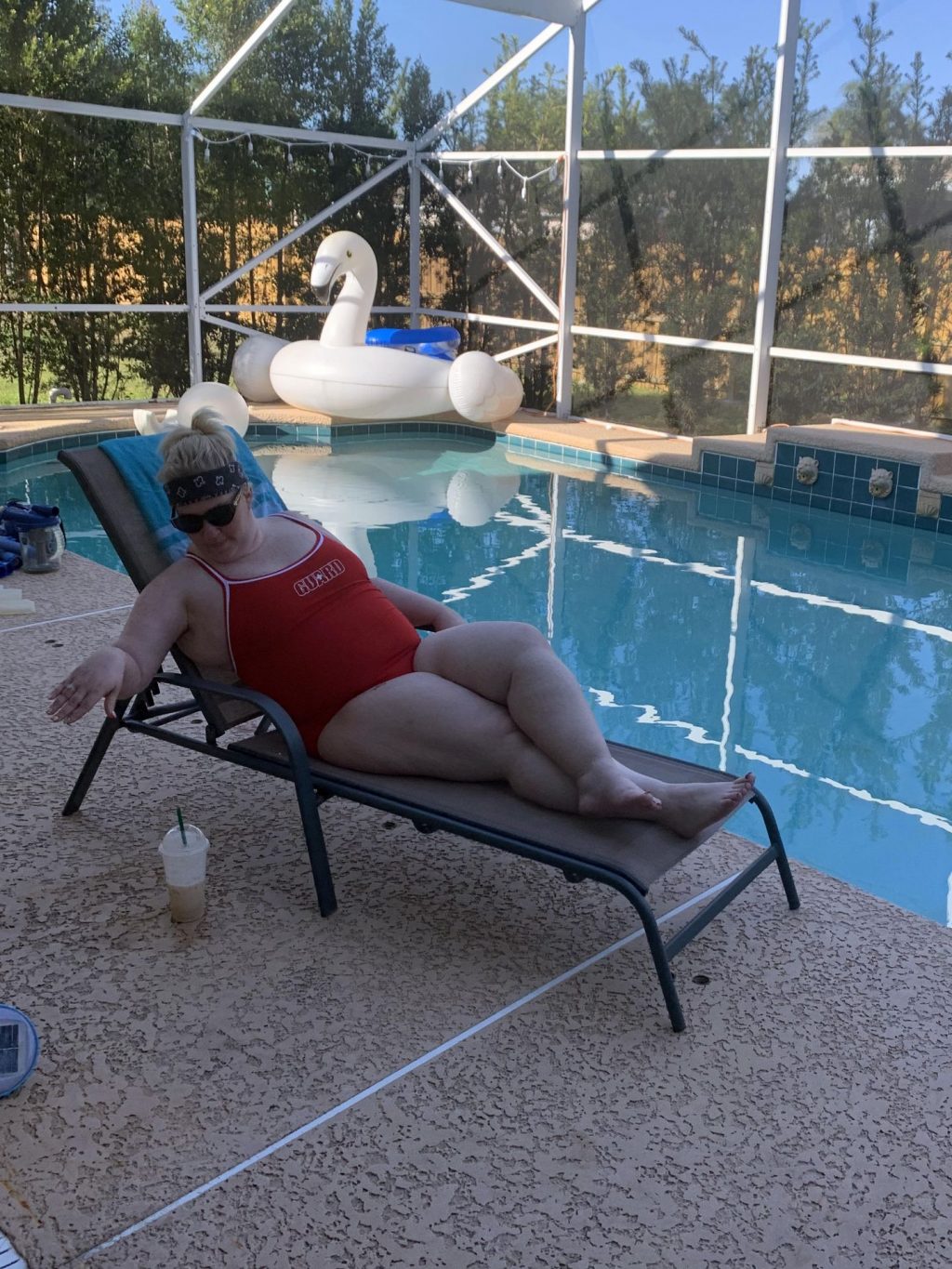 Mama June Takes Inspiration From Pamela Anderson (45 Photos)