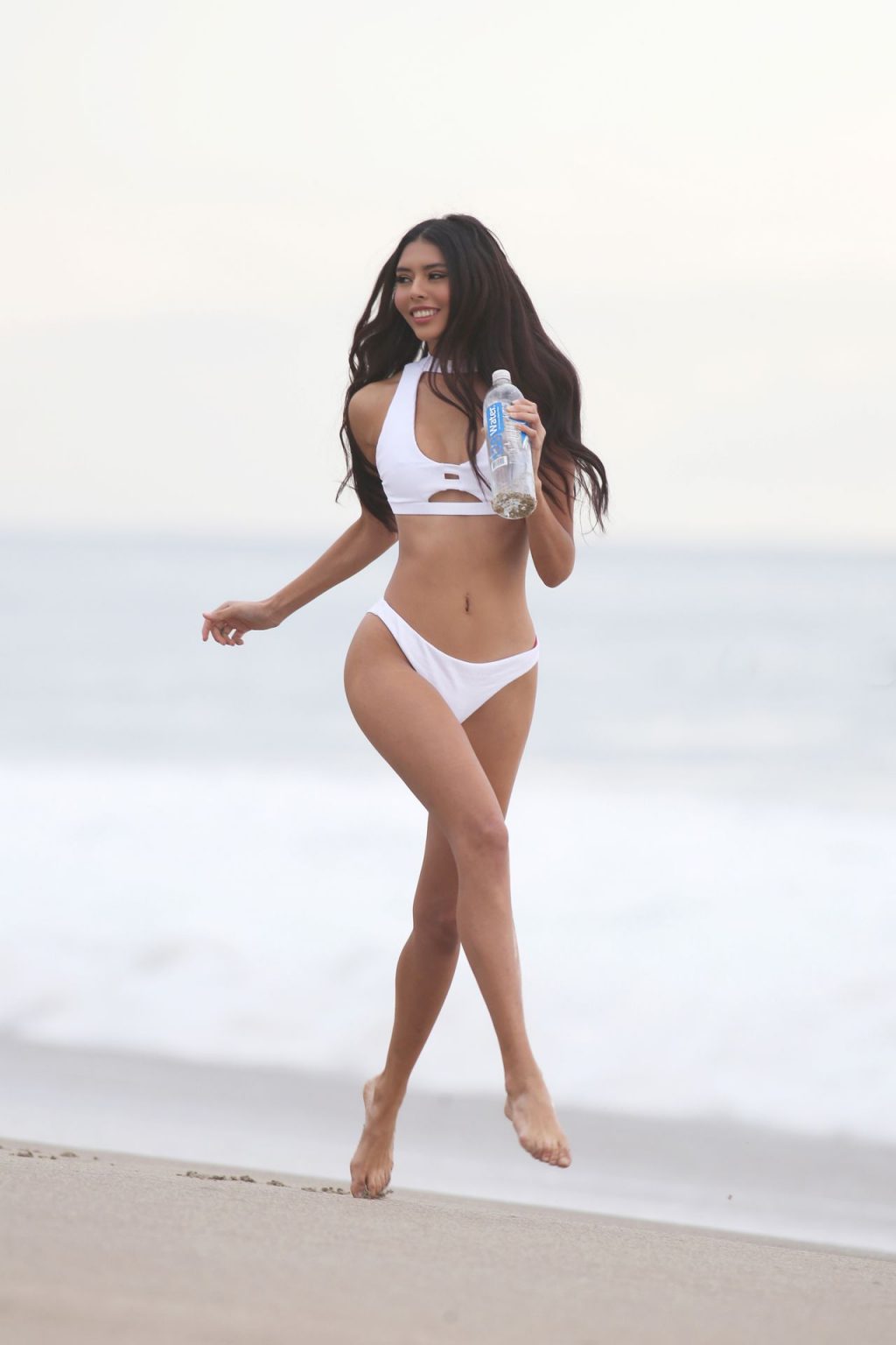 Nicole Esparza Shows Her Sexy Bikini Body in a New Photoshoot (46 Photos)