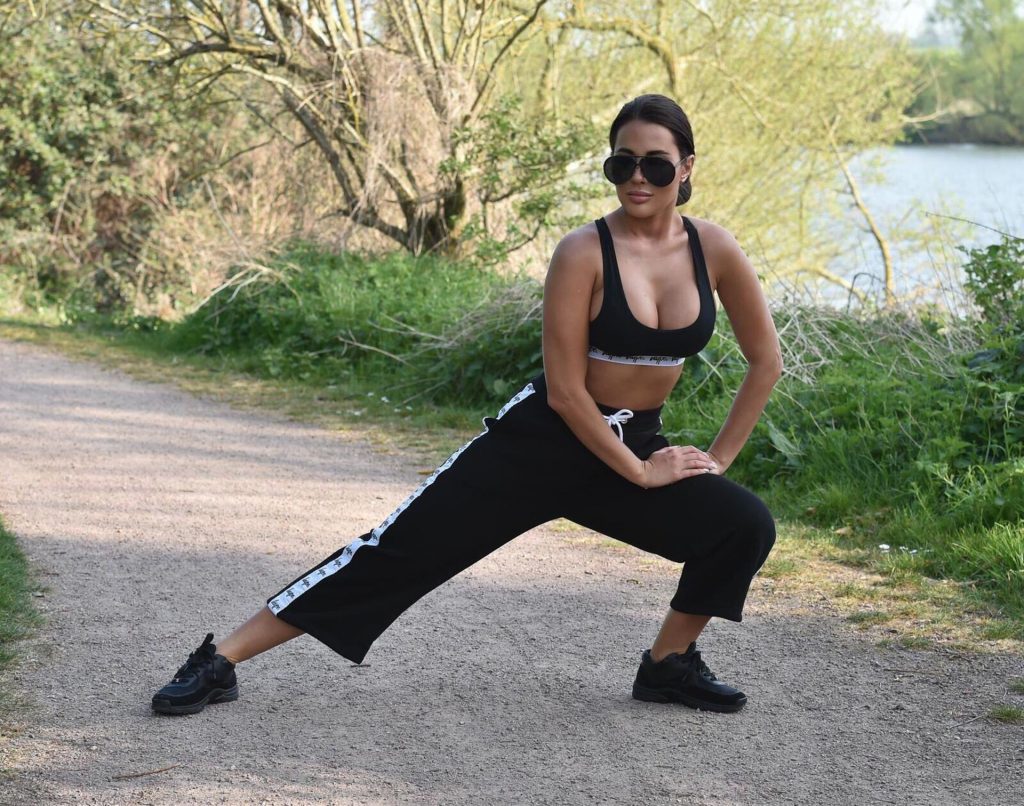 Yazmin Oukhellou Gets Her Morning Workout in Essex (11 Photos)