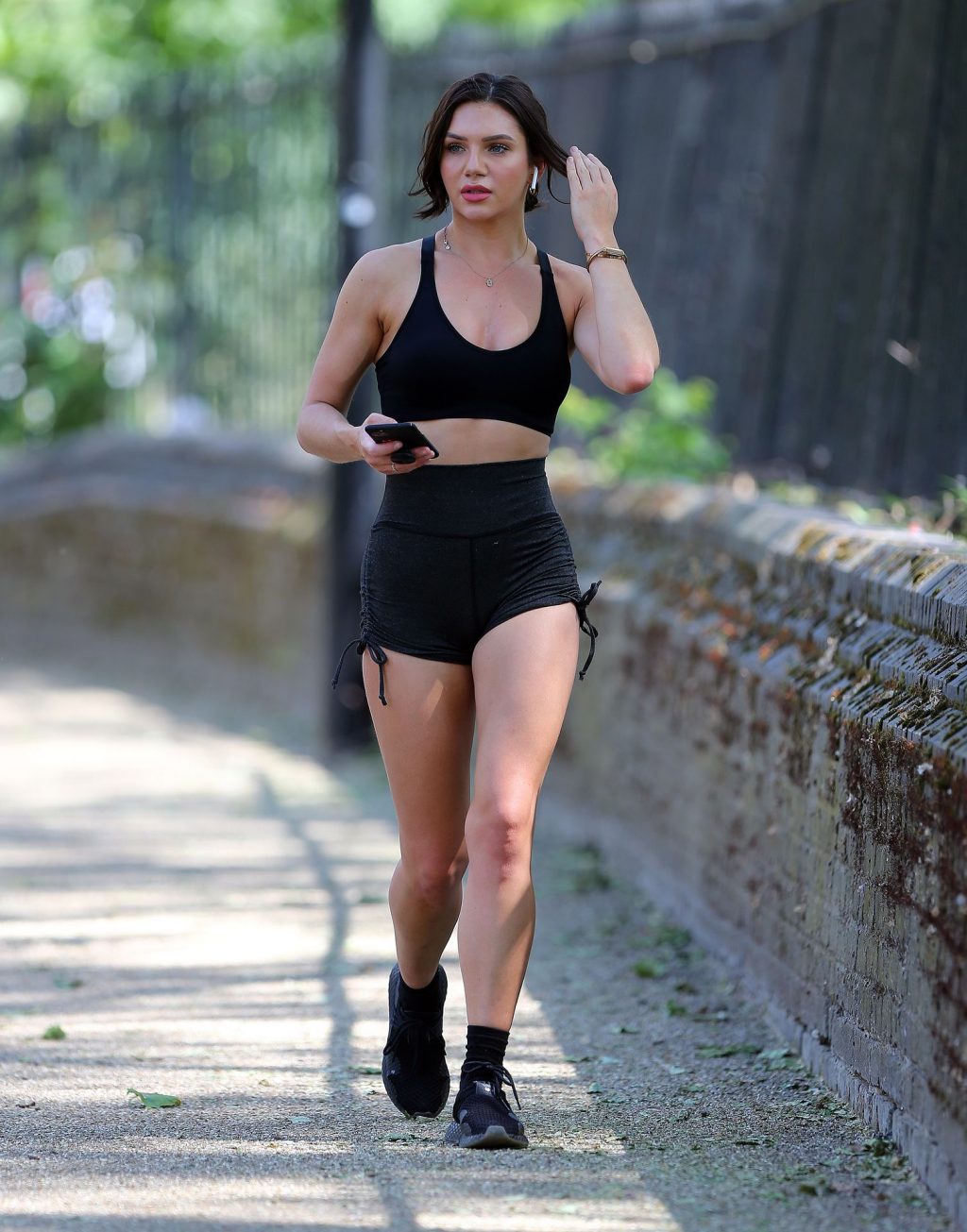 Alexandra Cane Shows Off Her Fit Body In London (14 Photos)