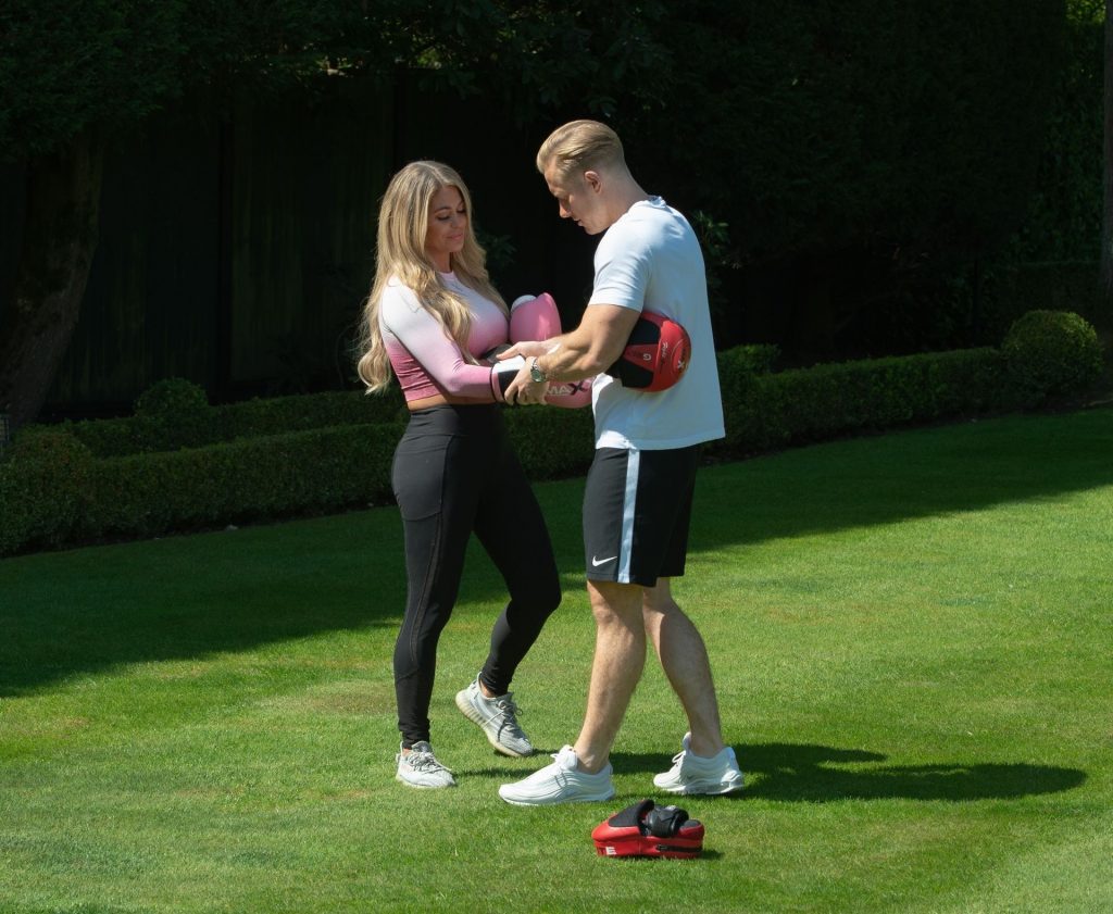 Bianca Gascoigne &amp; Kris Boyson Are Seen Working Out in South London (75 Photos)