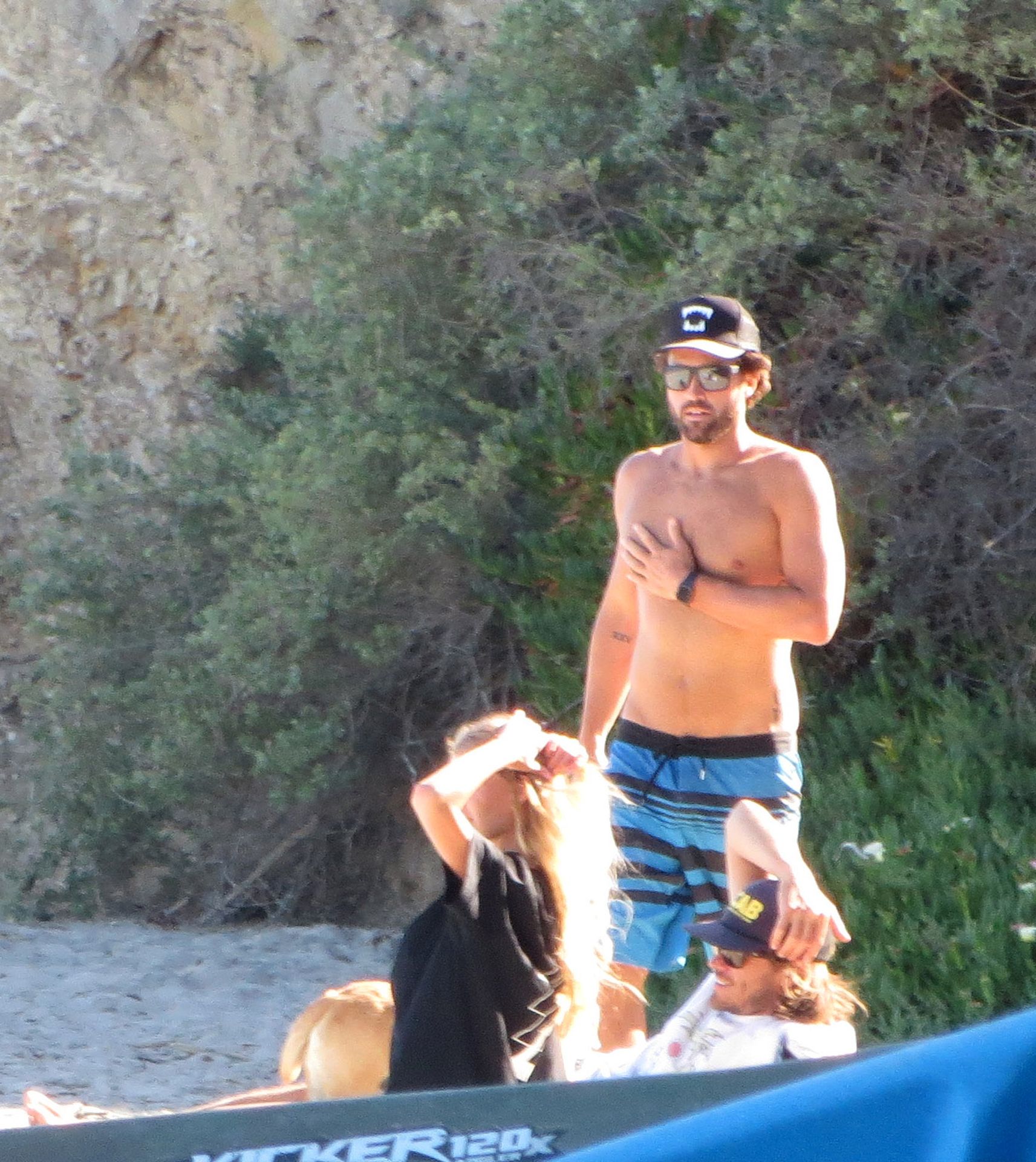 Brody Jenner Gets Cozy with Briana Jungwirth During Flirty Malibu Beach Day...