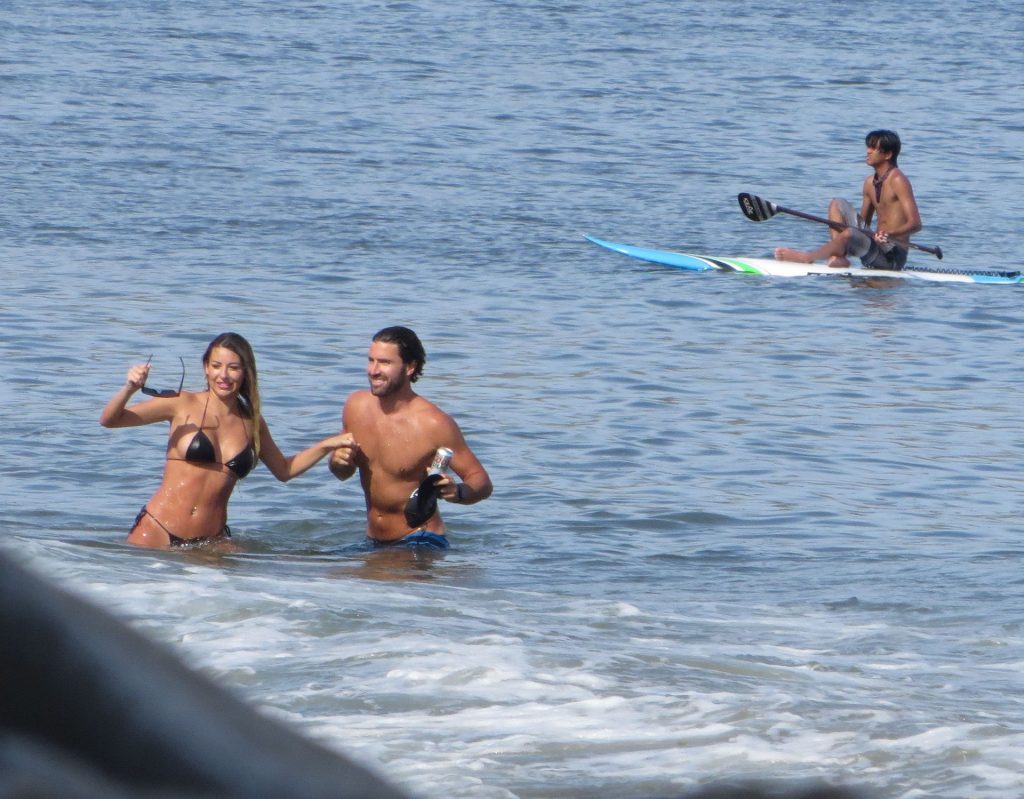 Brody Jenner Enjoys a Day Shirtless With a New Bikini Girl Model (53 Photos)