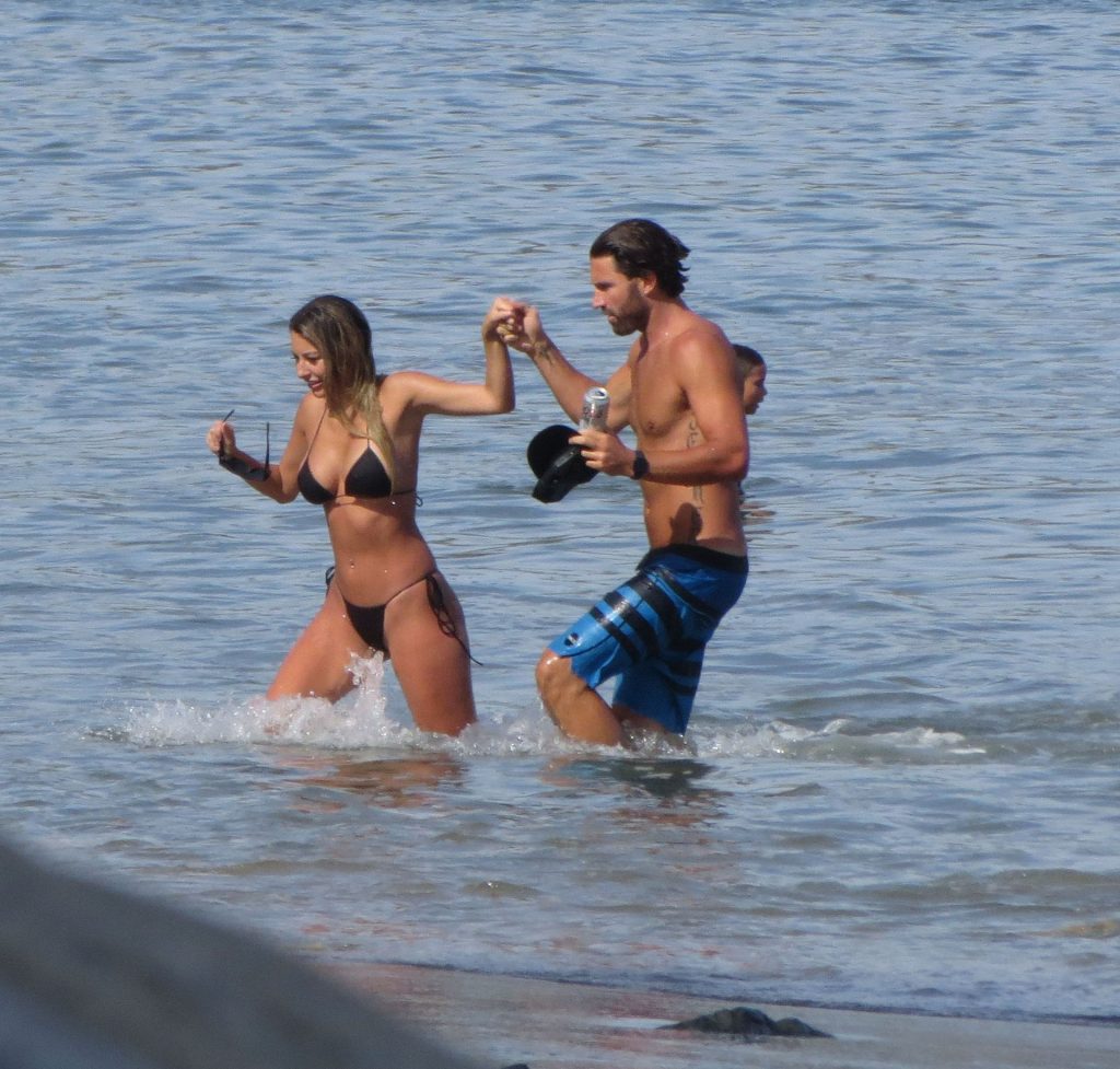 Brody Jenner Enjoys a Day Shirtless With a New Bikini Girl Model (53 Photos)