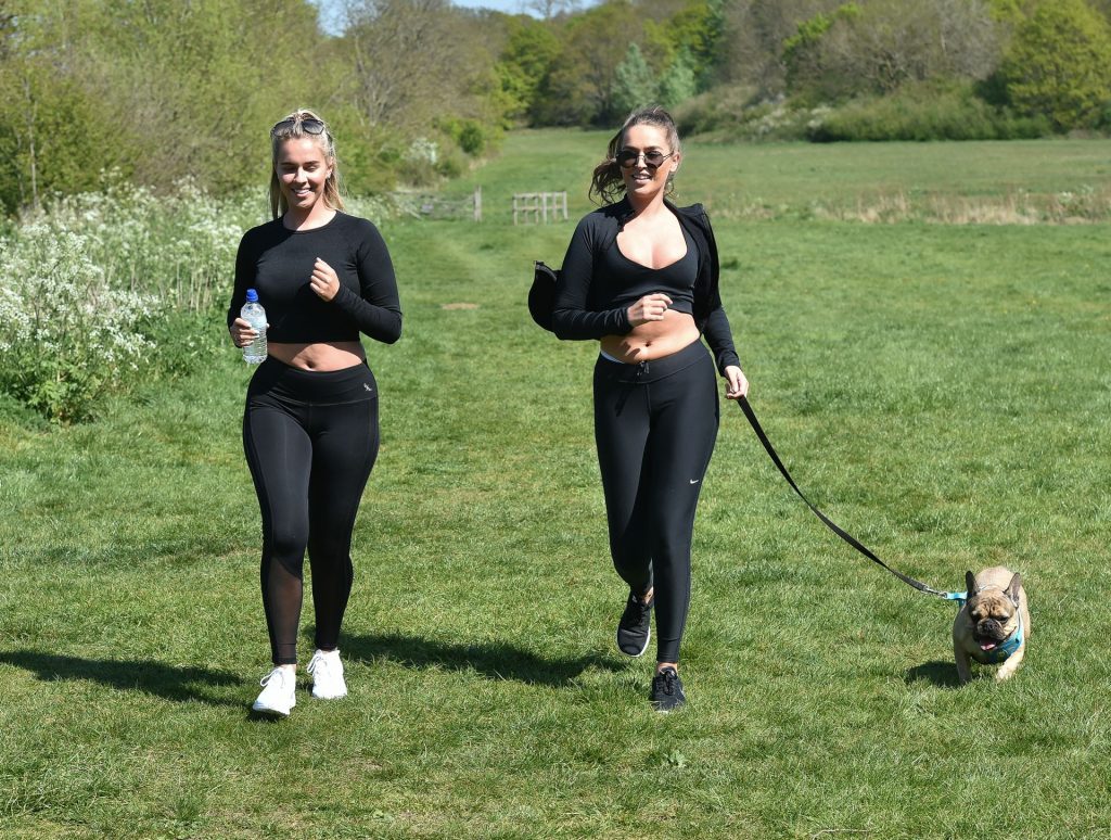 Chloe Ross Shows Her Cleavage Doing Her Morning Workout at a Park (17 Photos)