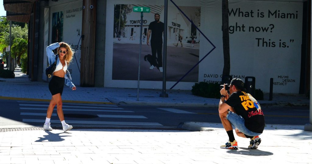 Cindy Prado Does a Photoshoot on Hot Day in Miami (24 Photos)