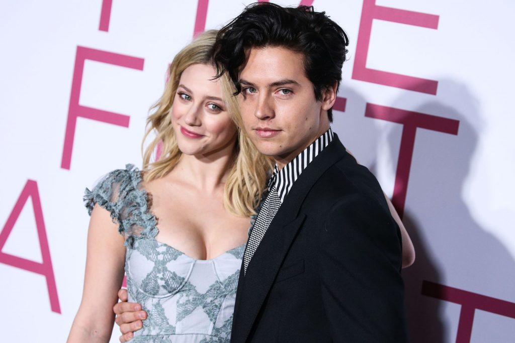 Cole Sprouse &amp; Lili Reinhart Break Up Again Less Than a Year After Reconciliation (5 Photos)