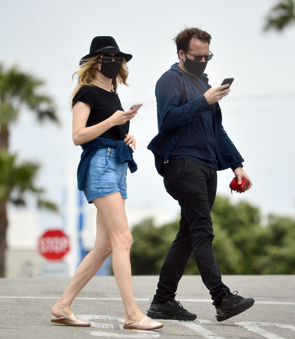Heather Graham is Pictured Out with a Mystery Man in Los Angeles (30 Photos)