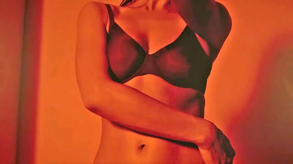 Irina Shayk Sexy – Intimissimi (13 Pics + GIF &amp; Video)
