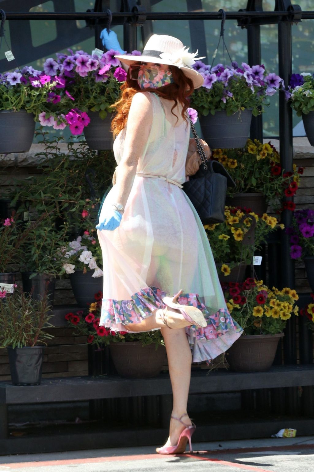 Busty Phoebe Price Stops and Smells the Flowers in LA (40 Photos)