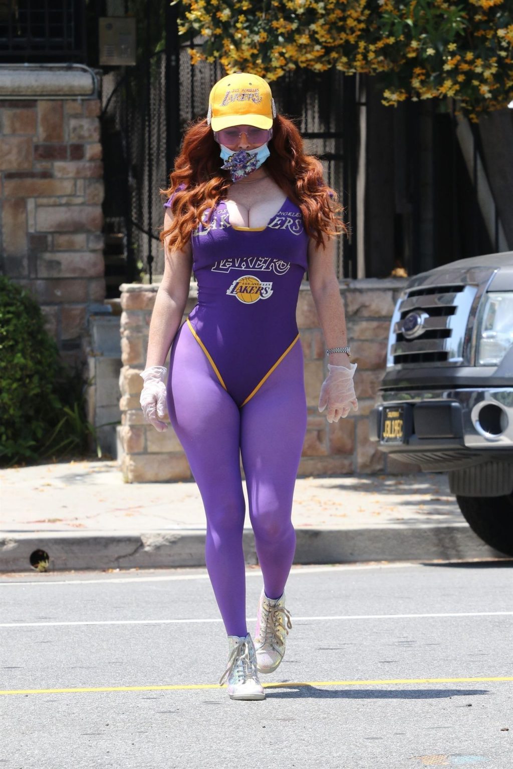 Phoebe Price Stretches in the Middle of the Street (39 Photos)