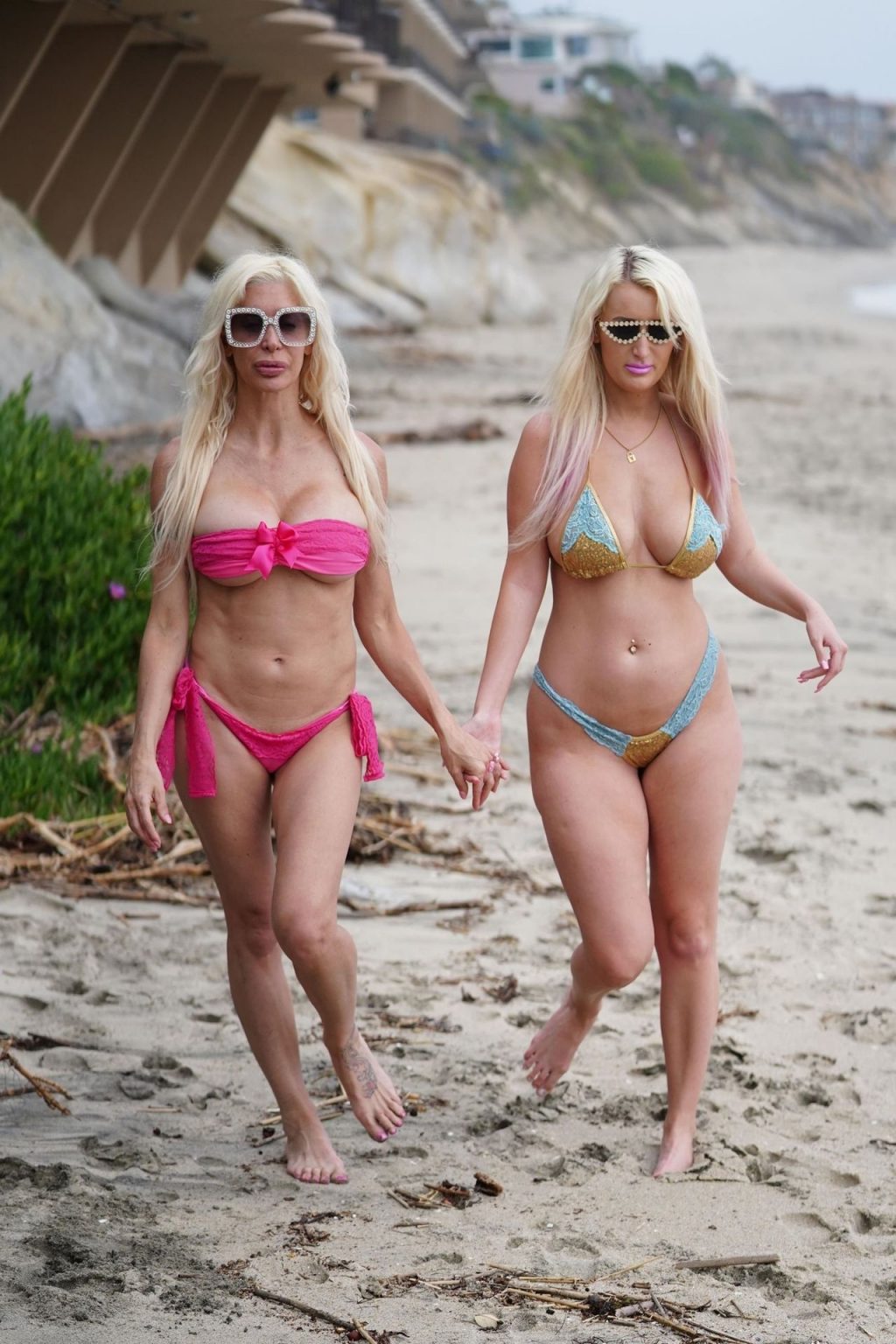 Tiffany Madison &amp; Frenchy Morgan Share a Little Affection in Malibu (31 Photos)