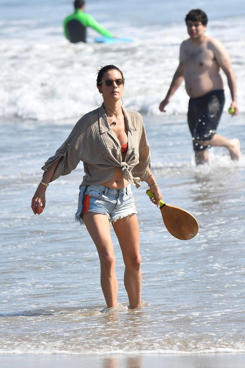 Alessandra Ambrosio Plays Paddle Ball on the Beach (153 Photos)