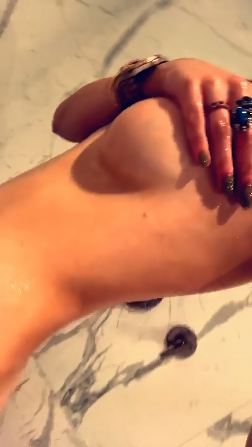 Bella Thorne Nude Leaked The Fappening (9 Pics + GIF & Video) .