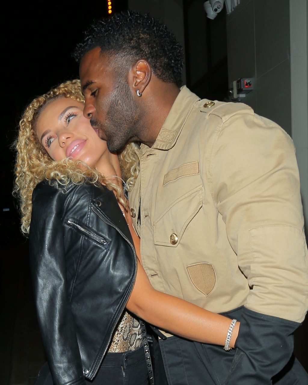 Jason DeRulo is Madly in Love with His Beautiful Girlfriend Jena Frumes (25 Photos)