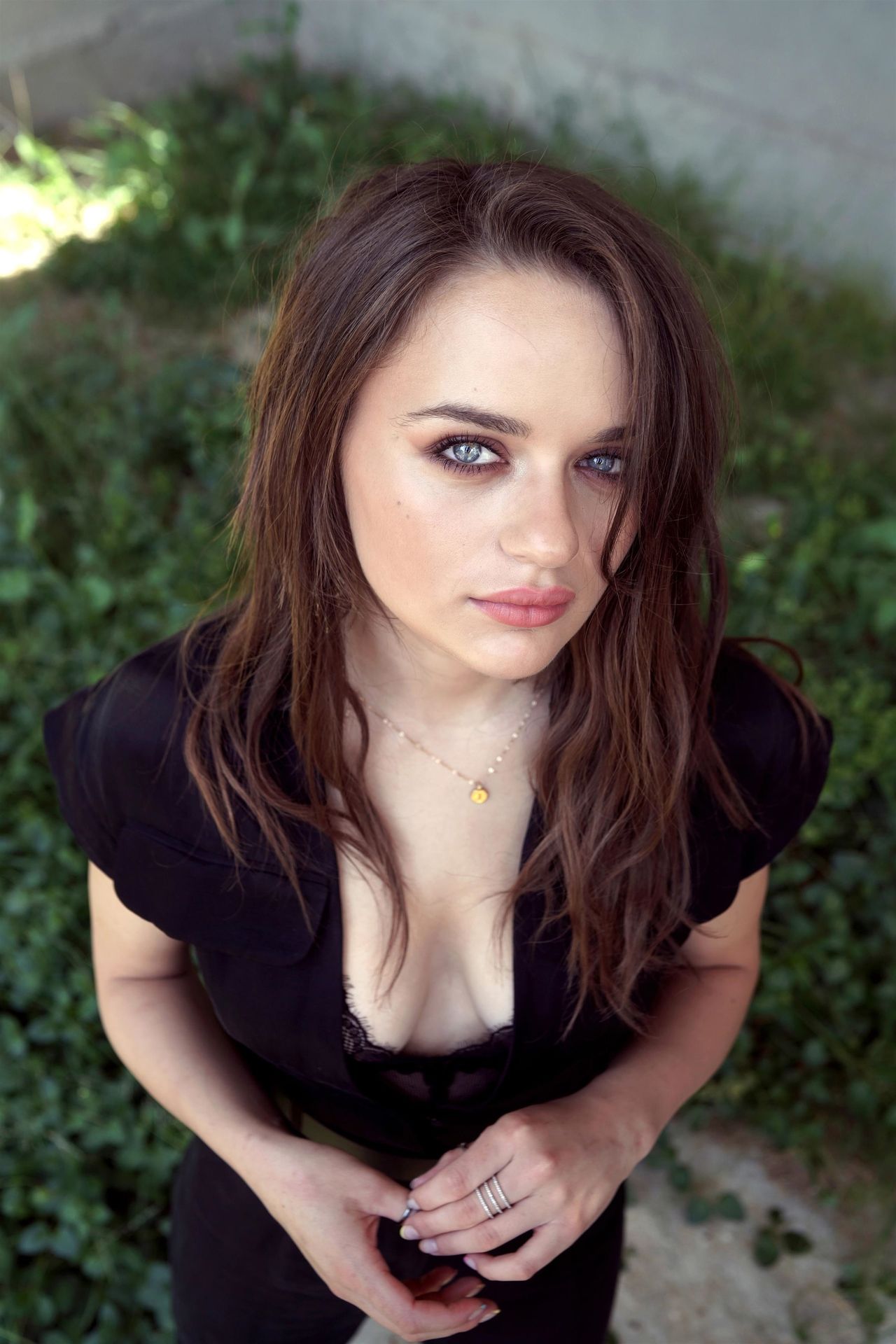 Joey King Shows Off Her Tits For Kelly Clarkson Show (10 Photos) .