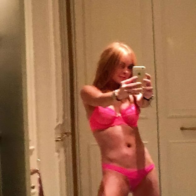 Lindsay Lohan Sexy Leaked The Fappening 8 Photos Thefappening