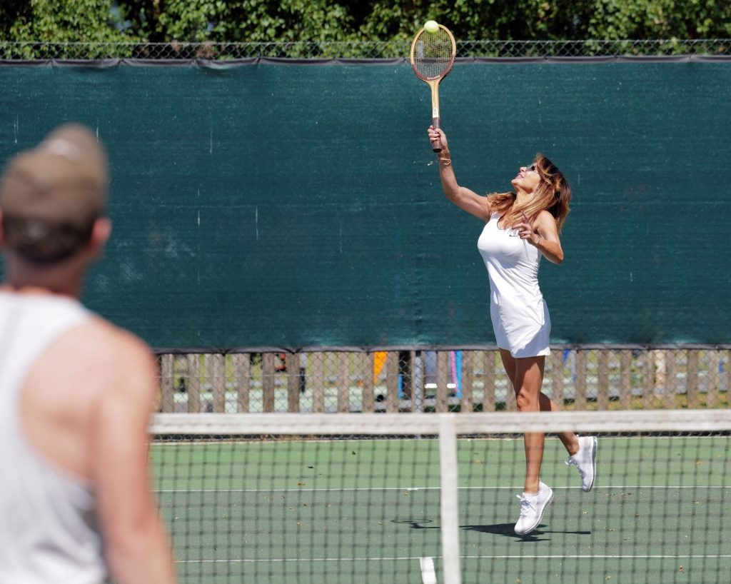Lizzie Cundy Enjoys a Tennis Game with a Friend in London (26 Photos)