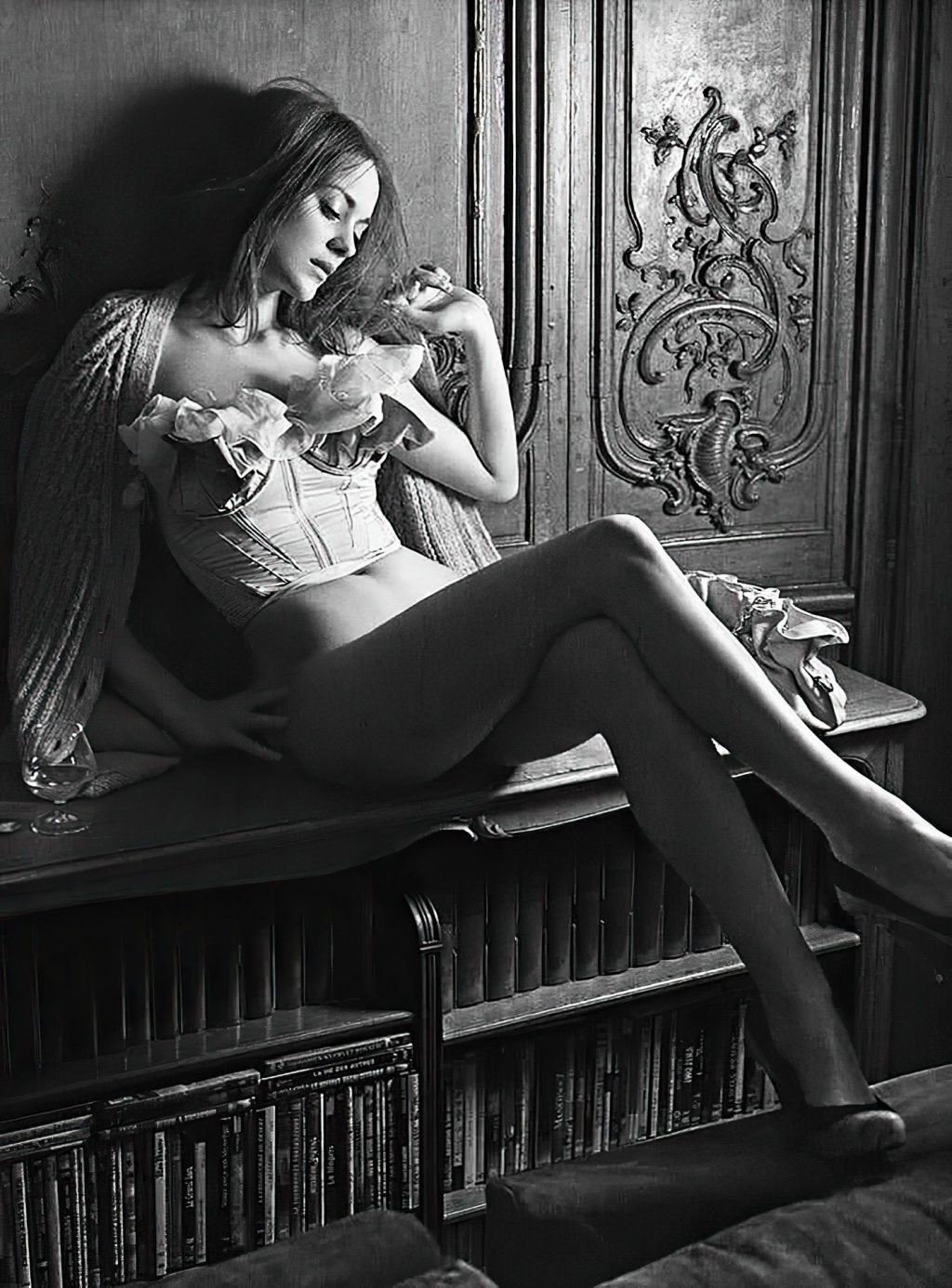 Marion Cotillard Sexy &amp; Topless (50 Photos)