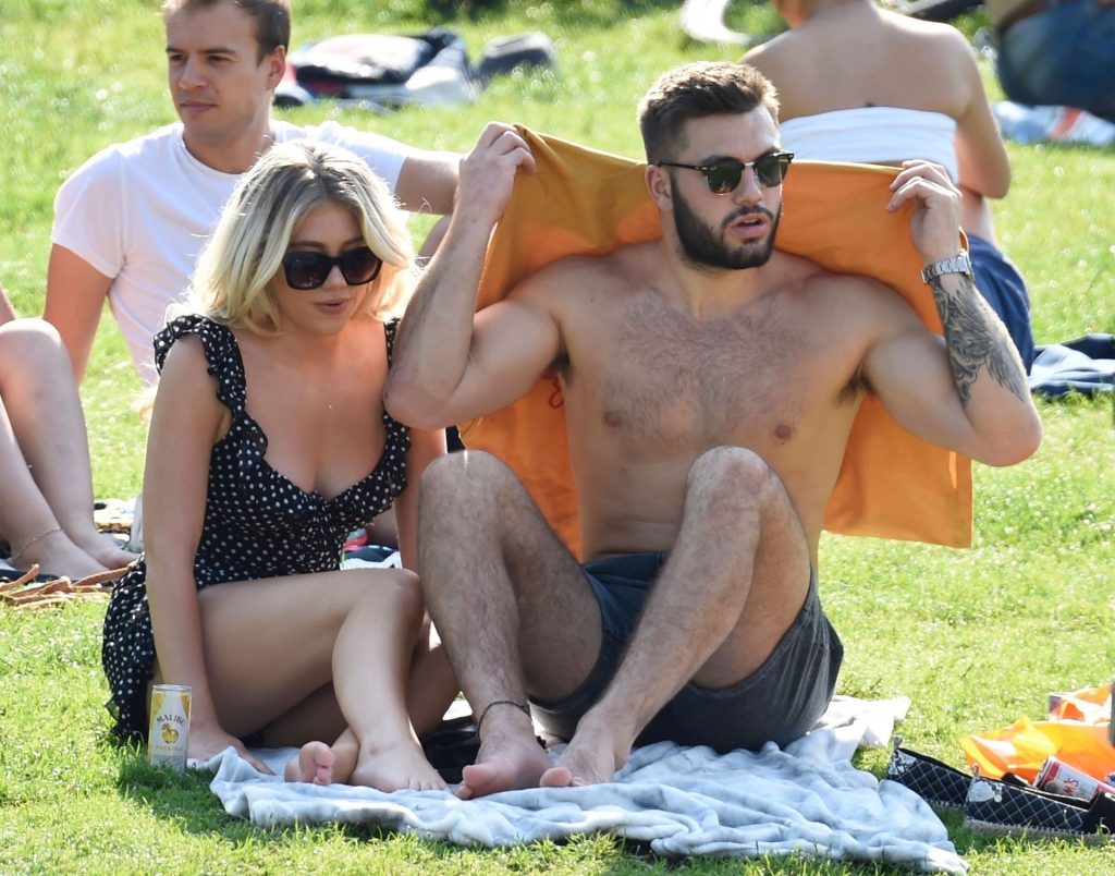 Sexy Paige Turley &amp; Finn Tapp Pack on the PDA on a Picnic in Manchester (83 Photos)