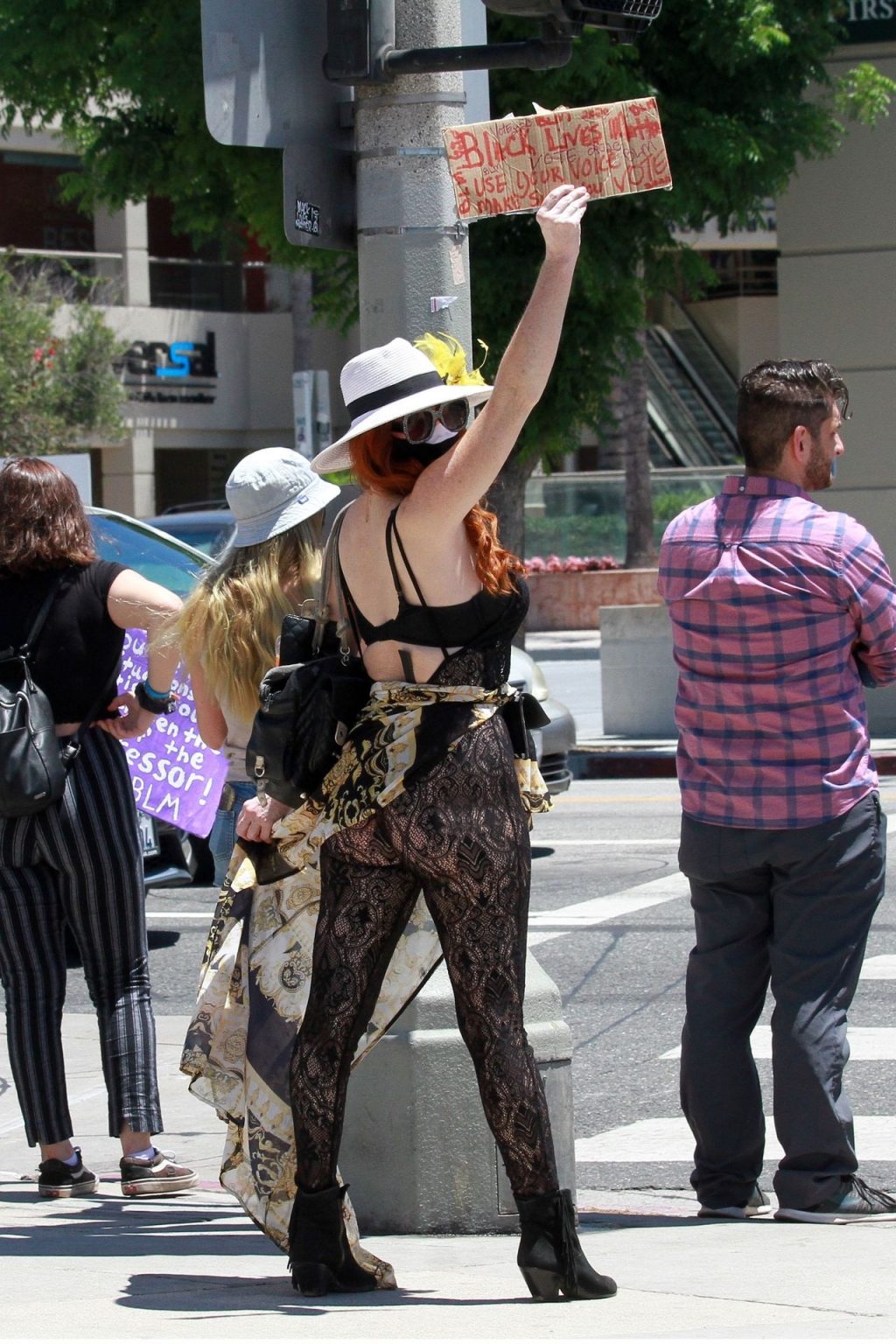 Phoebe Price Protests for BLM (27 Photos)