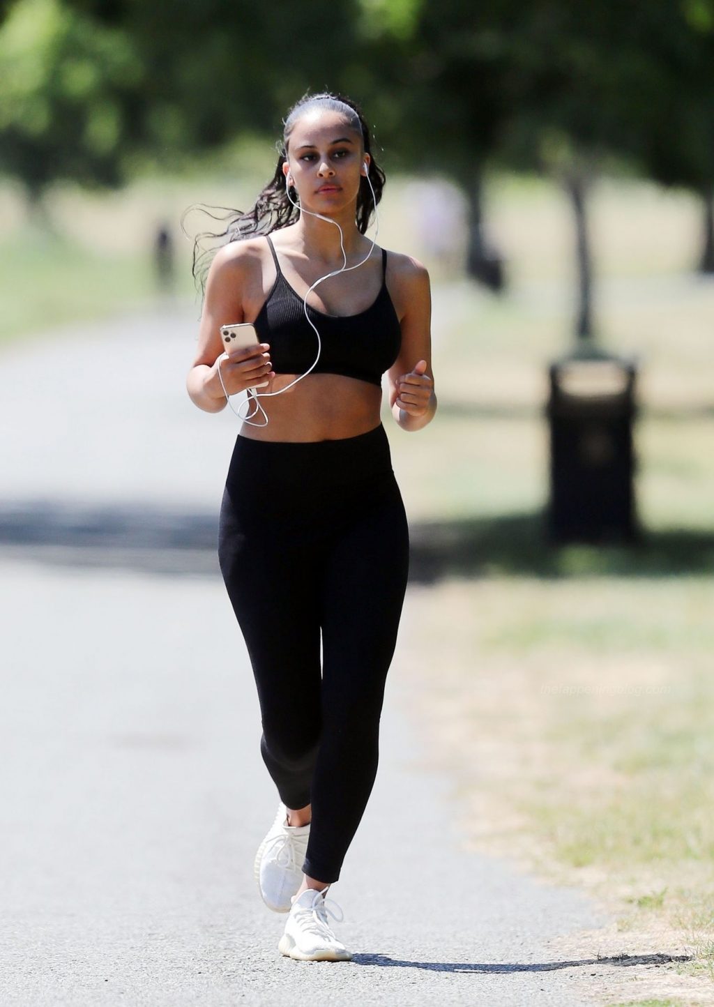 Shari Halliday Shows Off Her Fit Body in a London Park (46 Photos)