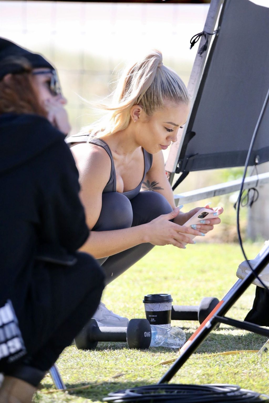 Tammy Hembrow Flaunts Her Sexy Body in a Photoshoot (11 Photos)