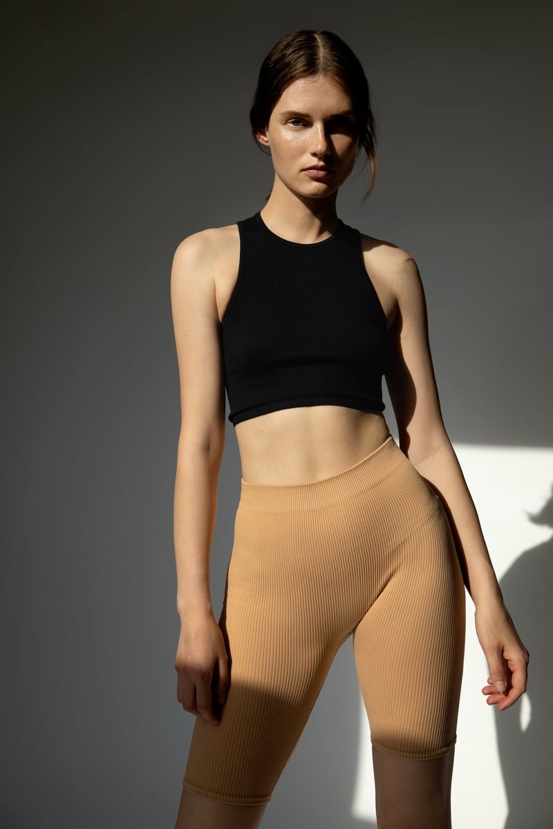 Giedre Dukauskaite Poses for New Zara Campaign (6 Photos)