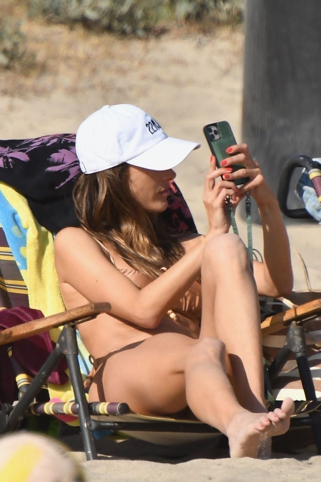 Alessandra Ambrosio Can’t Get Enough of the California Summer (56 Photos)