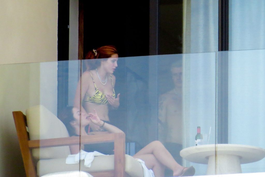 Bella Thorne &amp; Benjamin Mascolo Relax on Their Hotel Balcony in Cabo San Lucas (28 Photos)