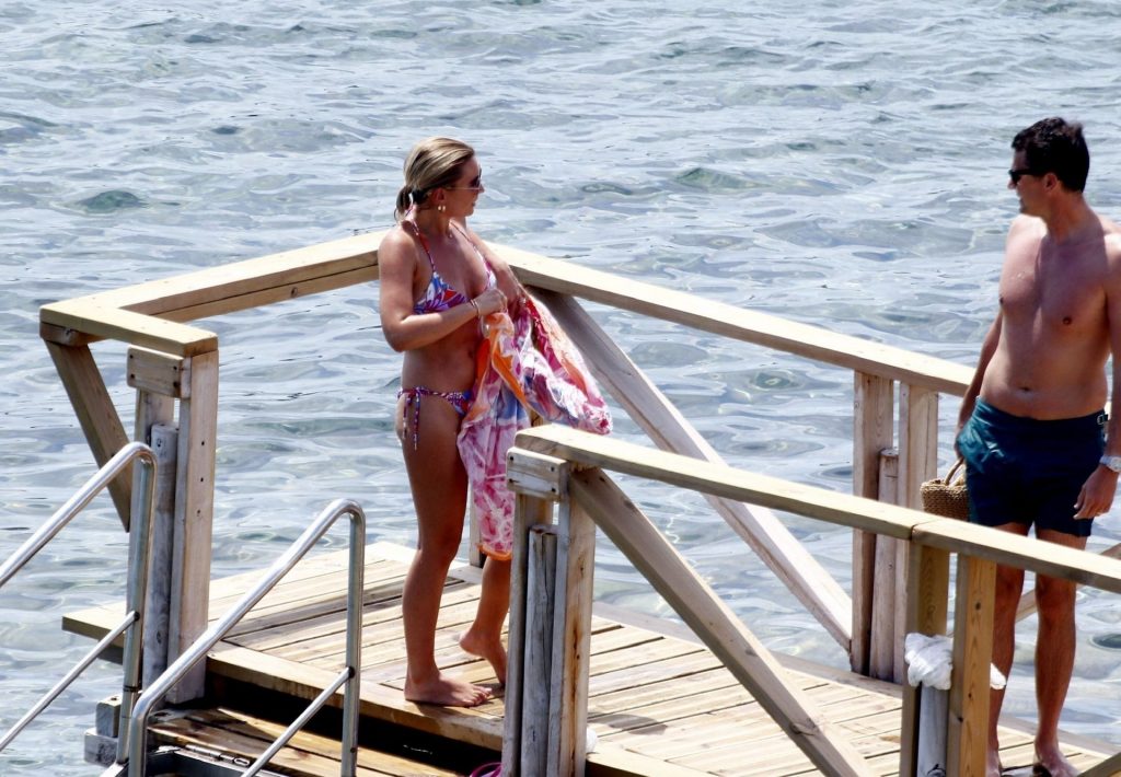 Billie Faiers Enjoys Her Summer Holiday in Ibiza (34 Photos)